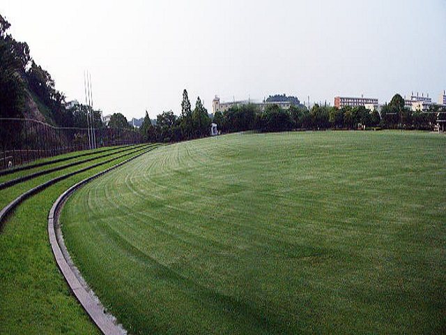 アンピール舞鶴  公園