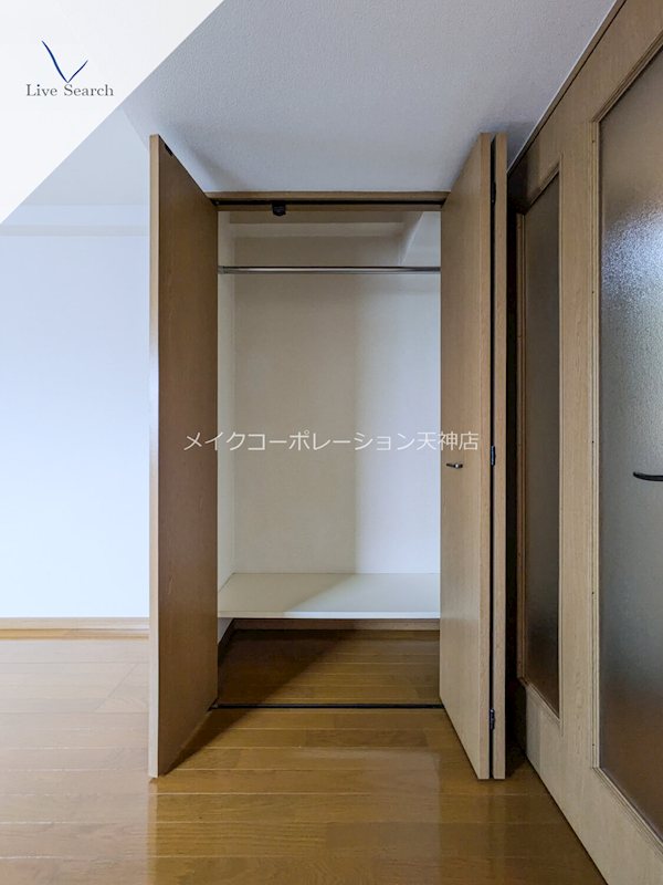 プレシャス天神南 収納