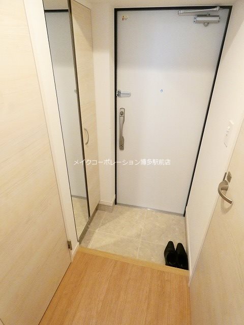 Liaison博多駅東 玄関