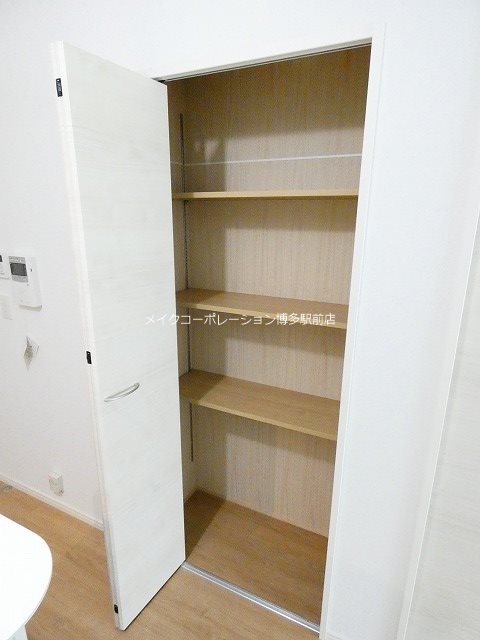 Liaison博多駅東 収納