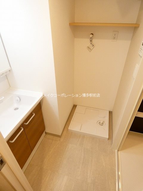 Liaison博多駅東 洗面所