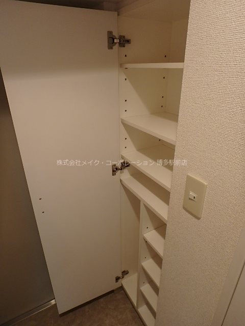 サヴォイジ・アトリウム 収納
