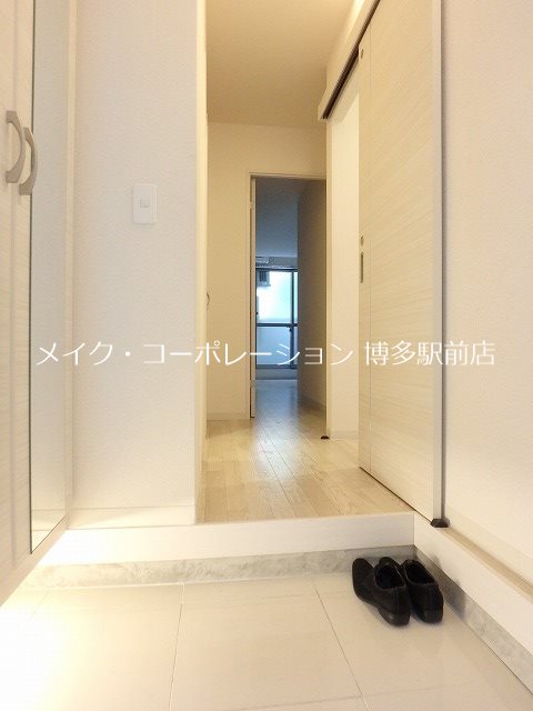 フルール博多 玄関