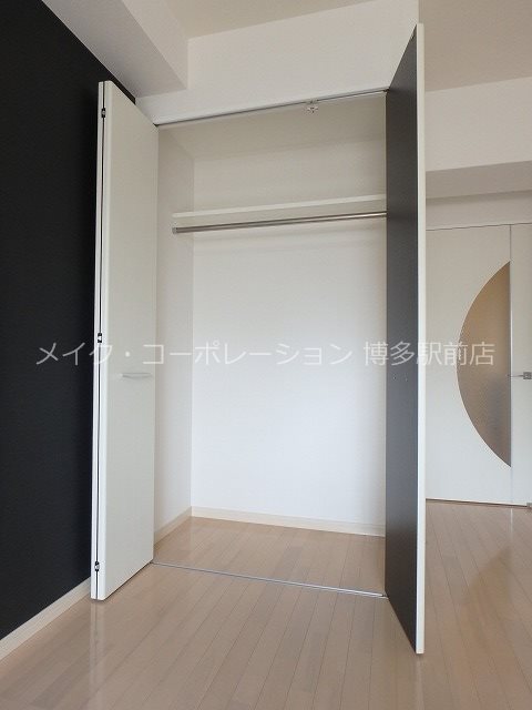 レジデンシャルヒルズ博多駅前弐番館 収納