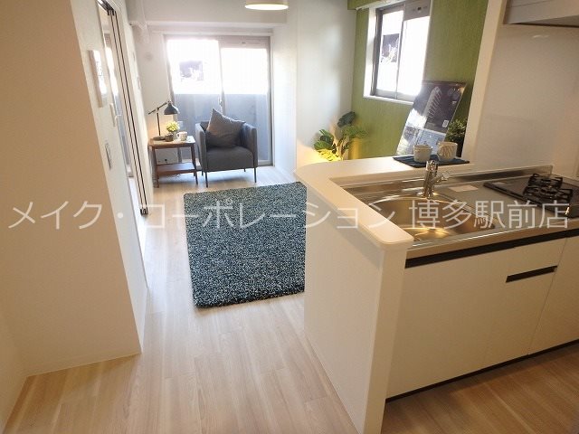Tria Asteria その他