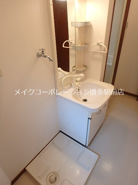 ロイヤルキャニオン  洗面所