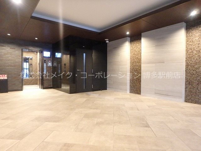 アクタス箱崎ステーションコート  ロビー