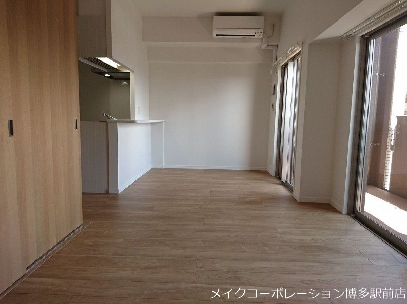 アクタス箱崎ステーションコート  リビング