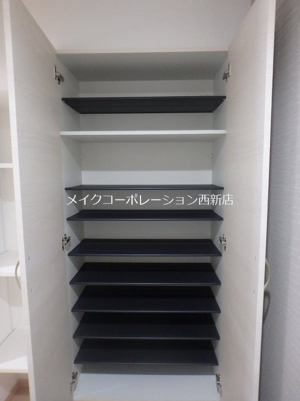 MODERN PALAZZO 西新PREMIER 収納