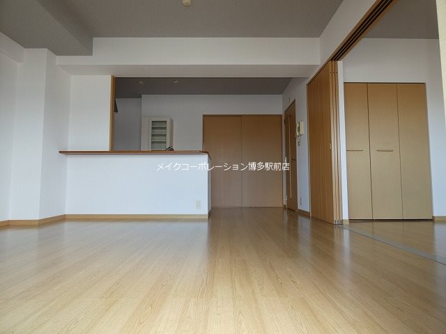 サン・ビオ空港通り リビング