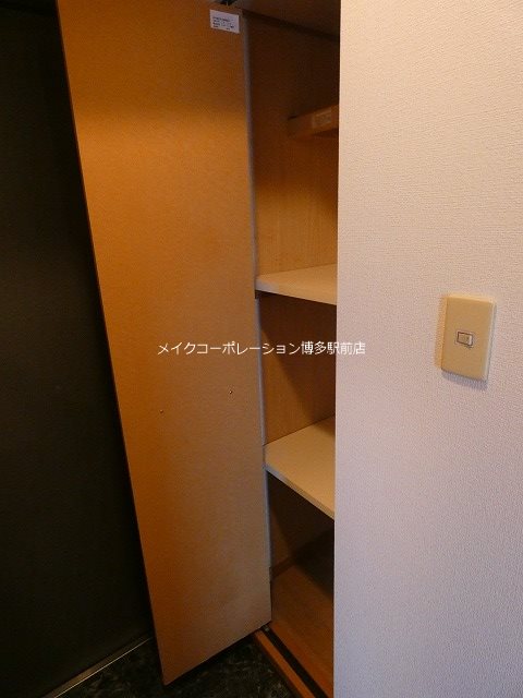 サン・ビオ空港通り 収納