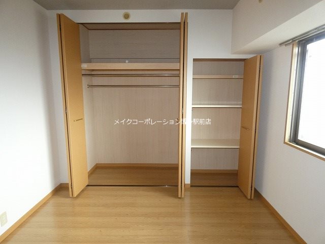 サン・ビオ空港通り 収納