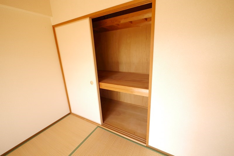 コーポあけぼの台 収納