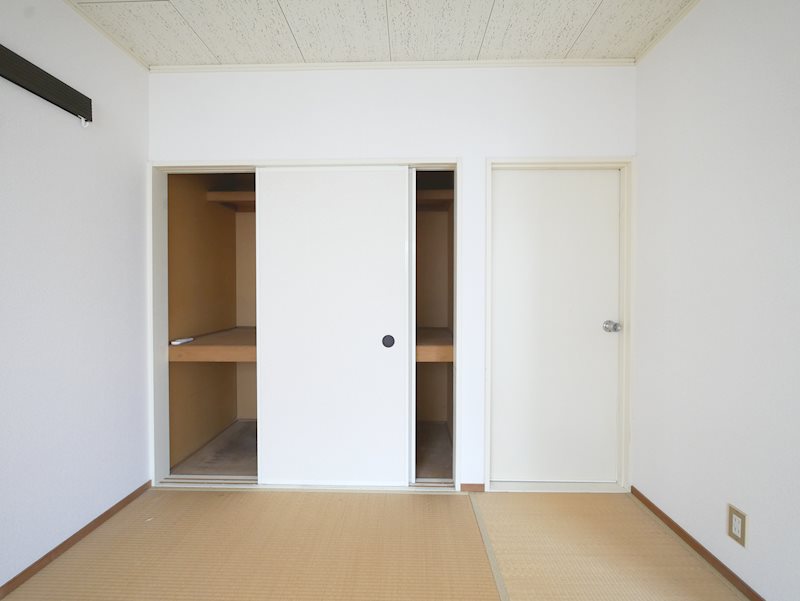 フラワーハイツＡ 収納