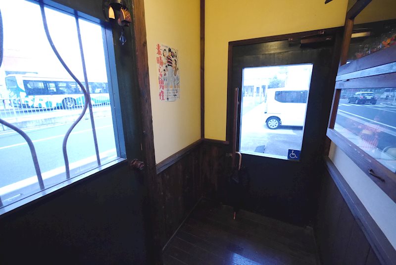 久慈町3丁目店舗（旧：宝箱） 玄関