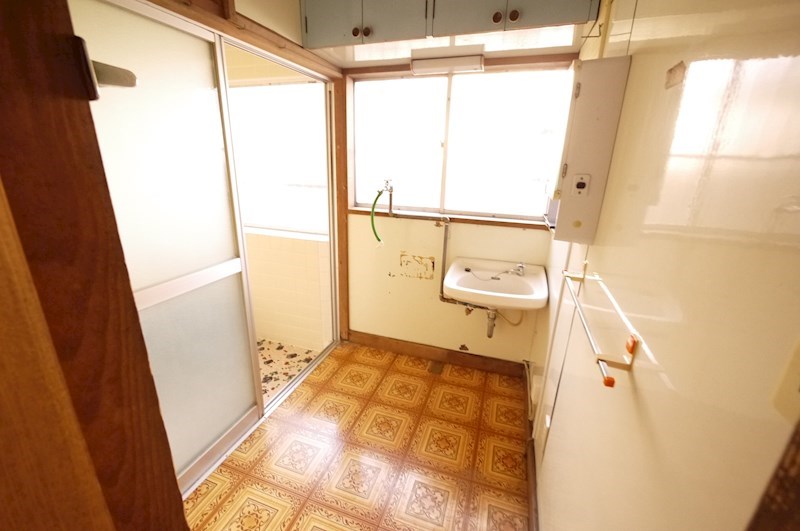 旭町2丁目住宅 洗面所