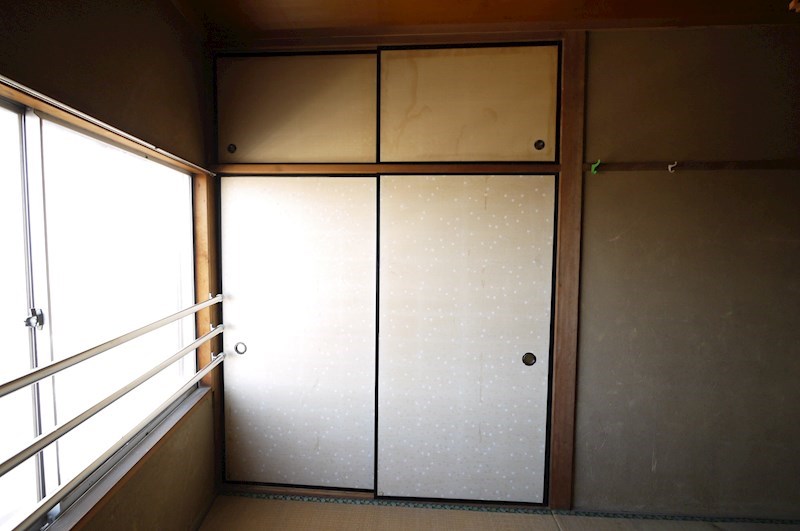 旭町2丁目住宅 収納