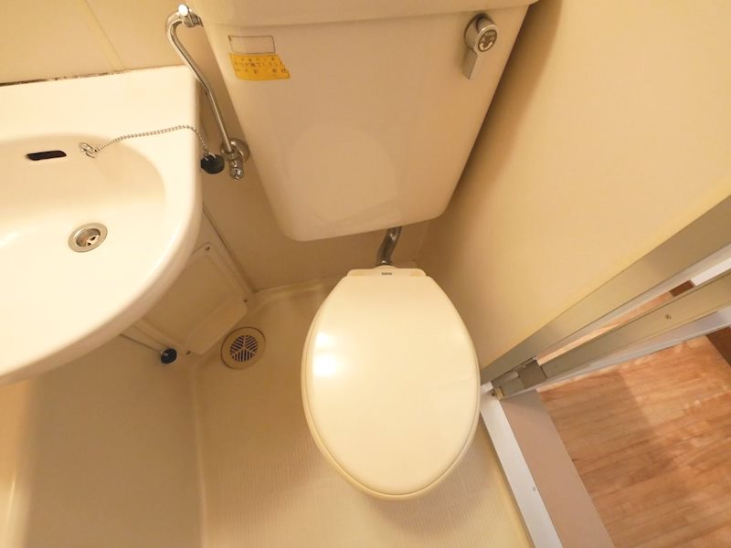 池の川ビル トイレ
