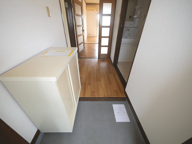 カーサヴェルサーレ 玄関