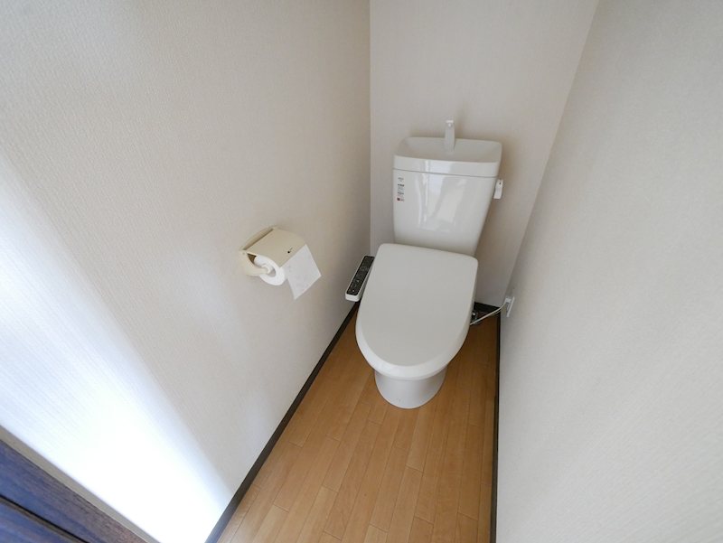コーポ成瀬 トイレ
