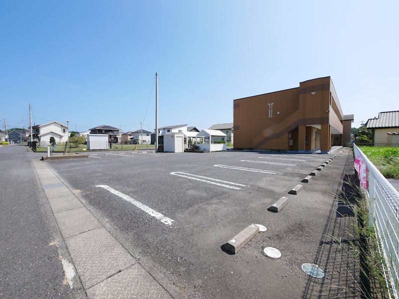 スターライズ 駐車場