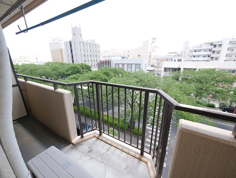 たちばなビル ベランダ