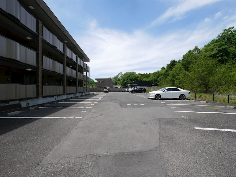 グレースヒルズⅡ  駐車場