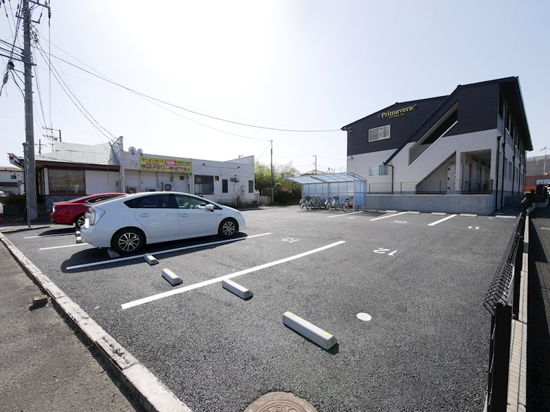 プリマヴェーラ 駐車場