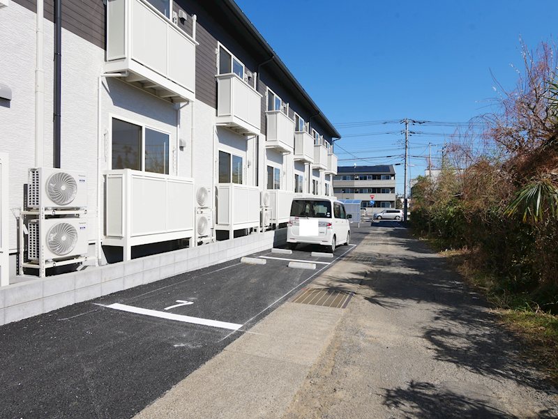 プリマヴェーラ 駐車場