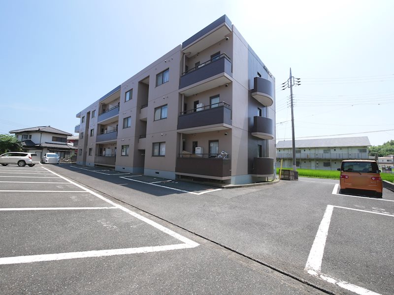 ロイヤルマンション 駐車場