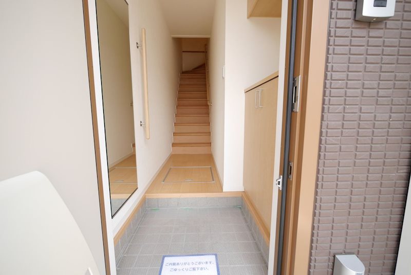 グランディール 玄関