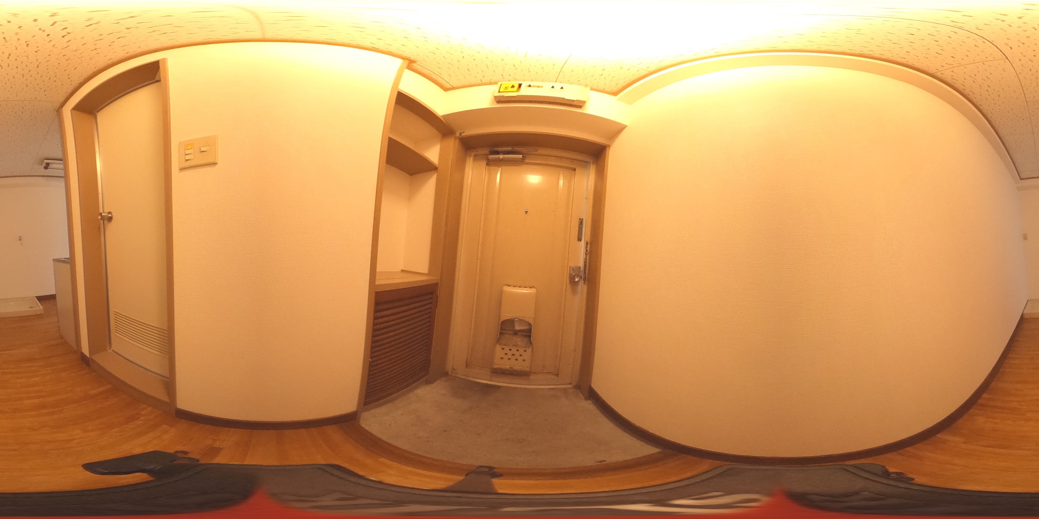 池の川ビル 玄関