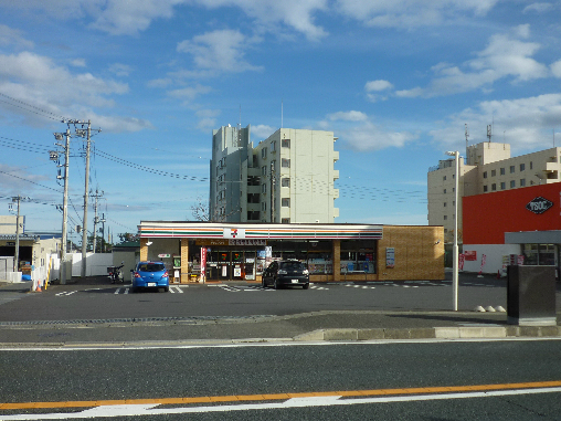 コンフォールＣ コンビニ