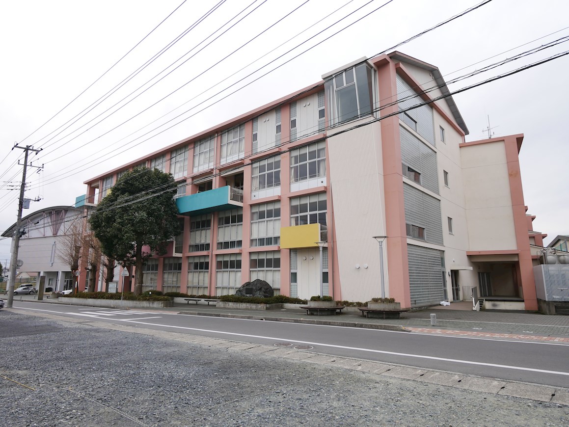 サニーウェル神峰 中学校