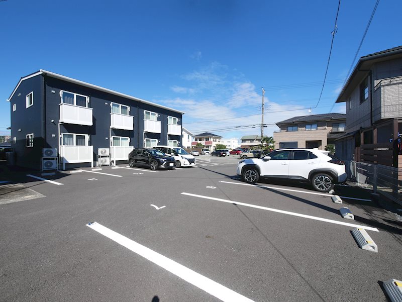 ムーンライズハイツ 駐車場