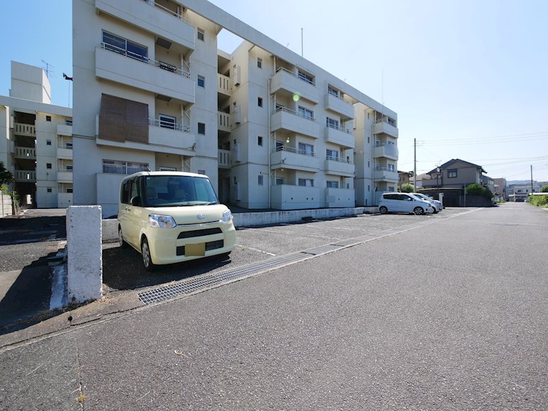 トマトハイツＡ 駐車場