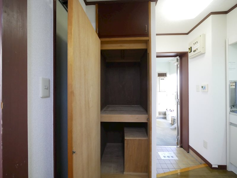 ハイツくれよん 収納