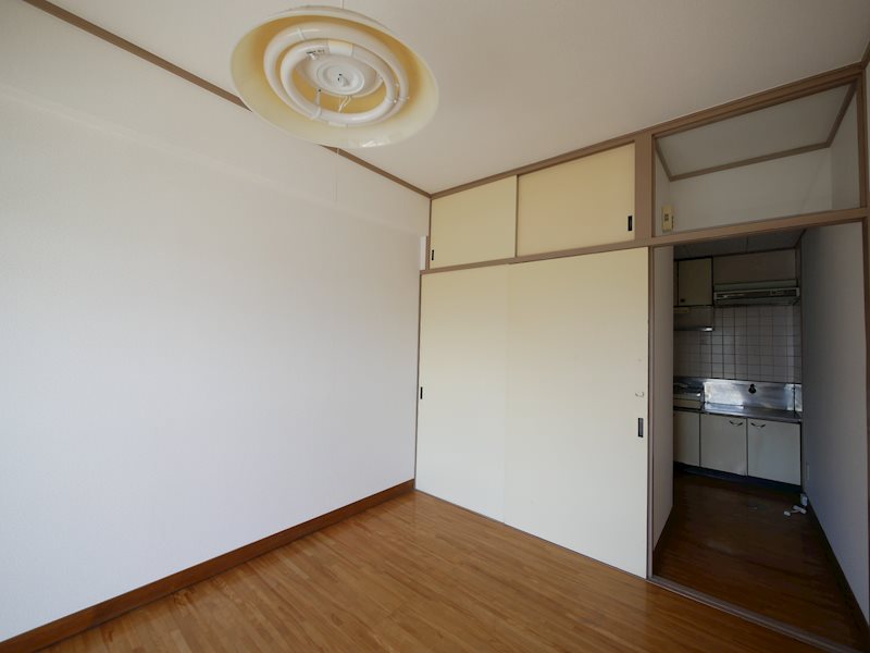 池の川ビル ベッドルーム