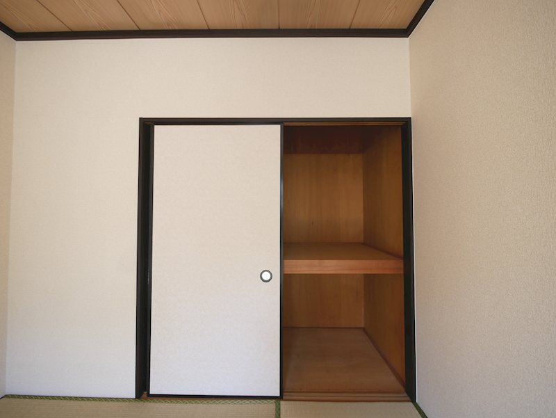 メゾン成和 収納