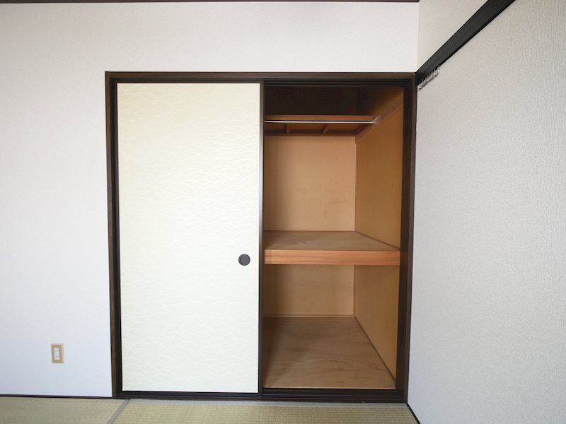 コーポあんず  収納