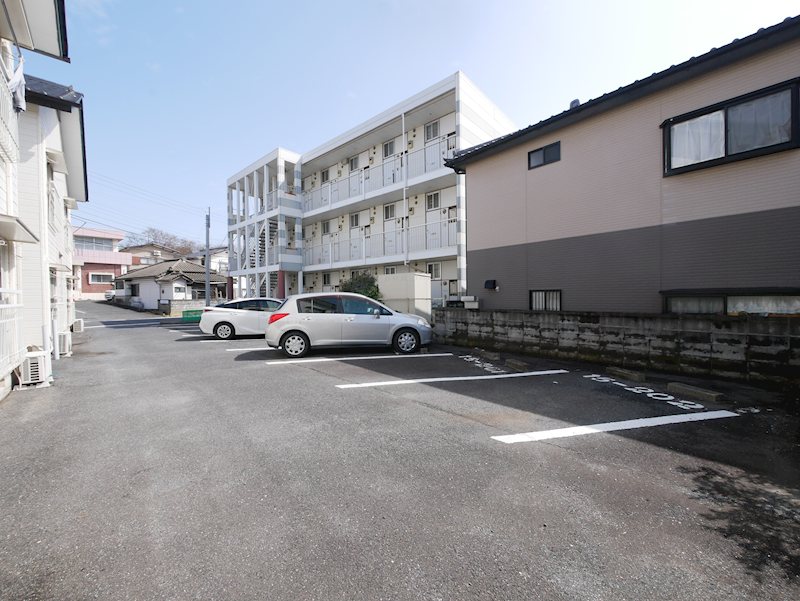 シーサイドヴィラ15  駐車場