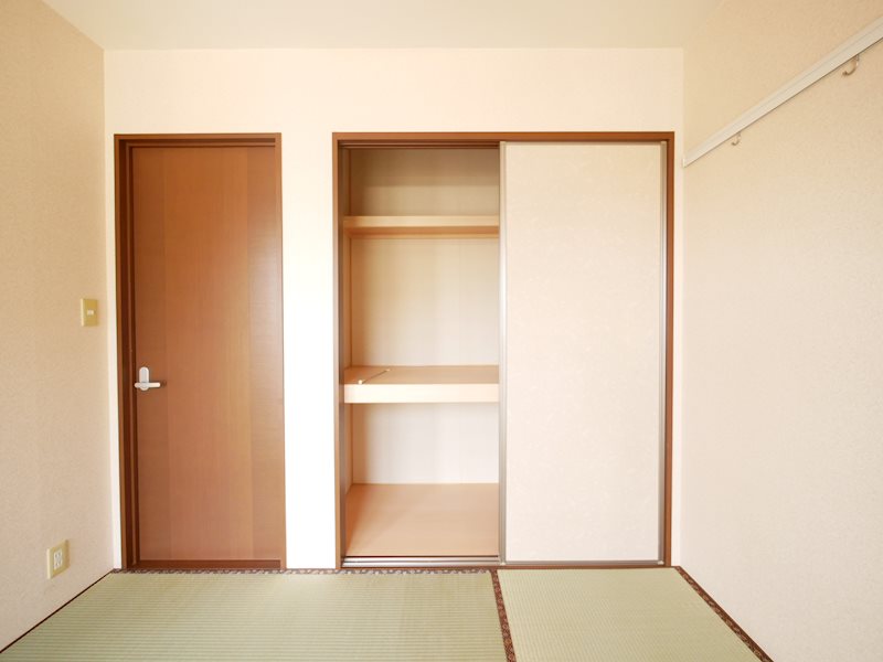 ベルドミールＢ 収納