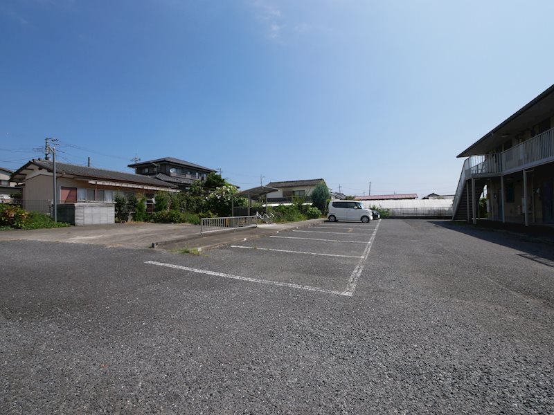 ベルドミールＢ 駐車場