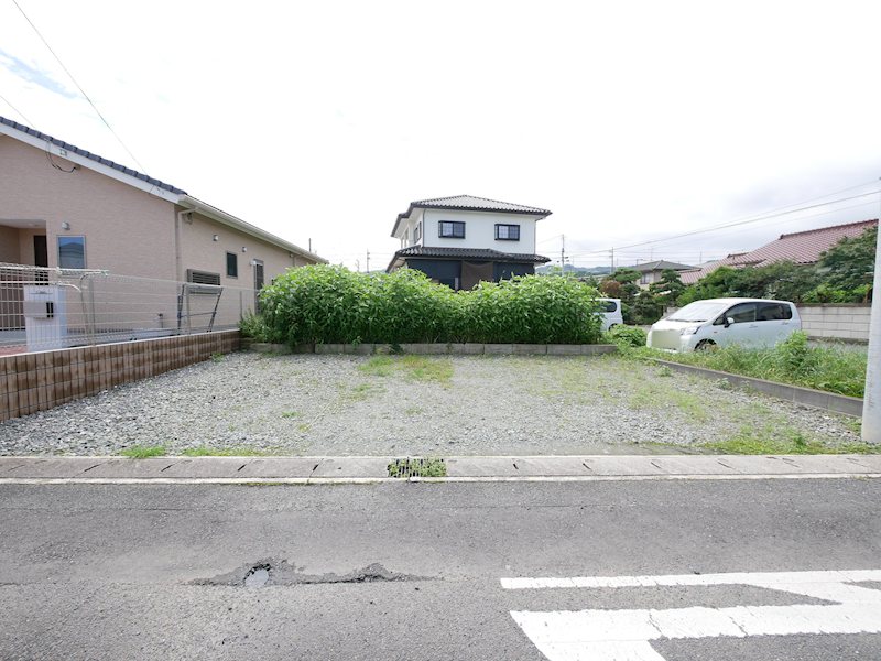 グランデュール 駐車場