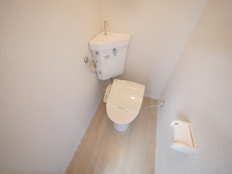 コーポいづみ トイレ
