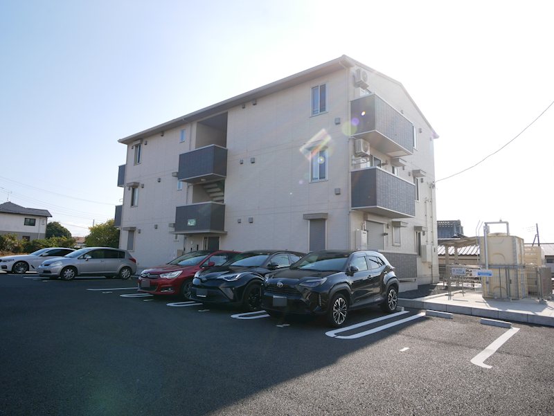 メリデス 駐車場
