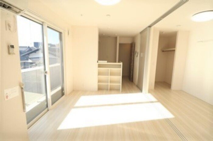 メリデス リビング