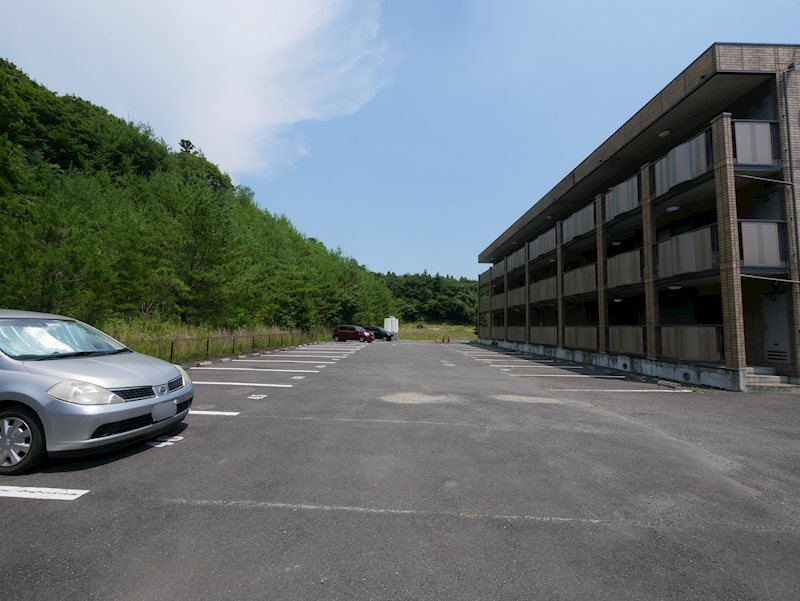 グレースヒルズⅡ  駐車場