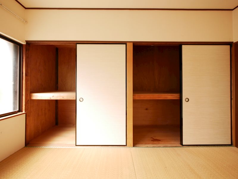 松川店舗 収納