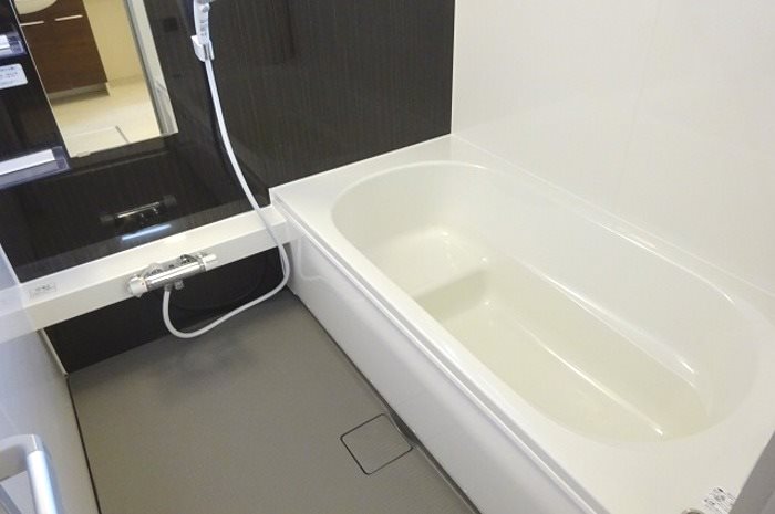 ロッソドゥーエⅡ 風呂画像